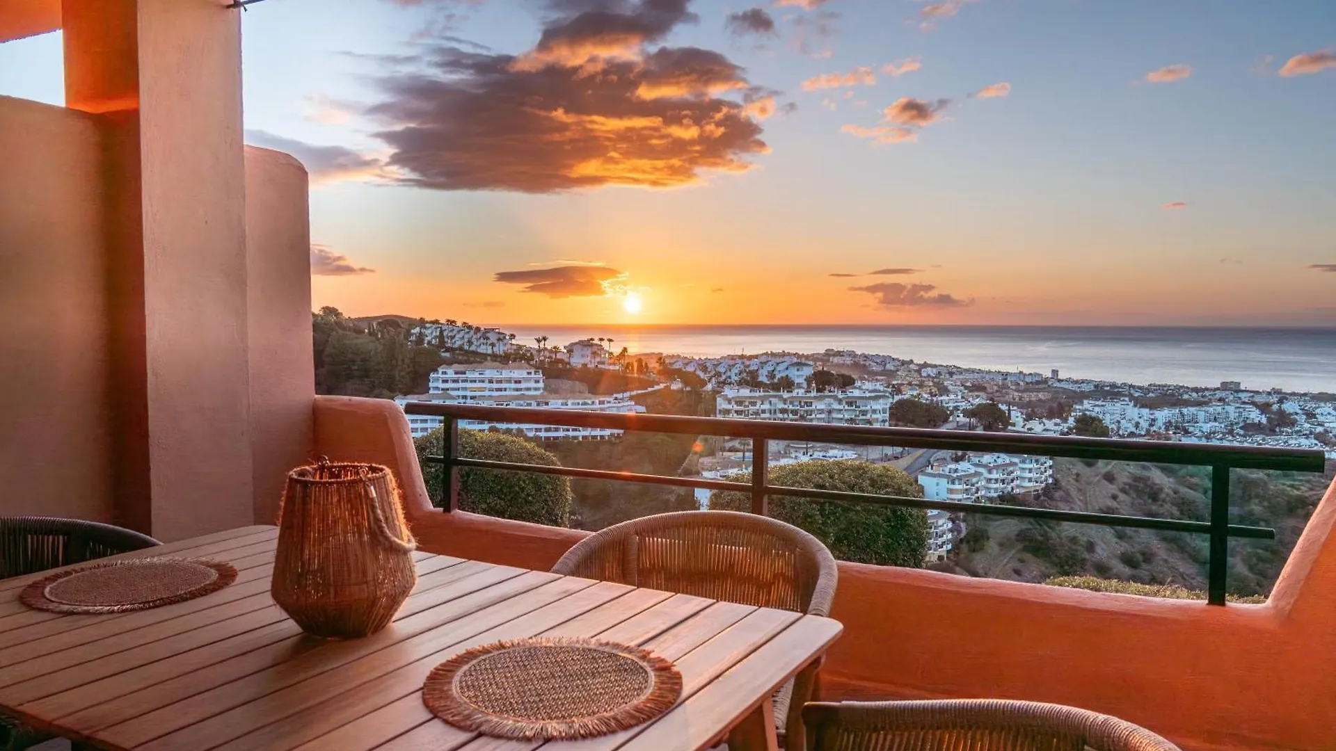 Sitio de CalahondaCasa Del Sol: Sunrise To Sunset公寓 0*, Sitio de Calahonda 西班牙
